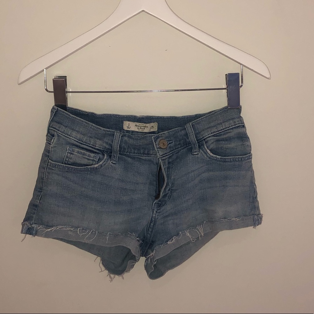abercrombie & fitch mid-rise shorts - Picture 1 of 2